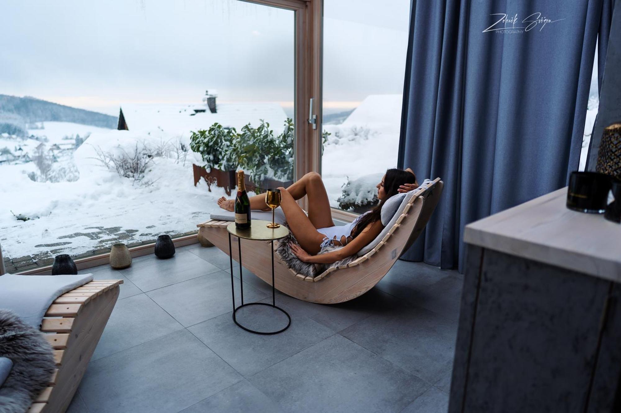 Wellness Apartmany Cesky Raj & Biokolna Lomnice nad Popelkou Bagian luar foto